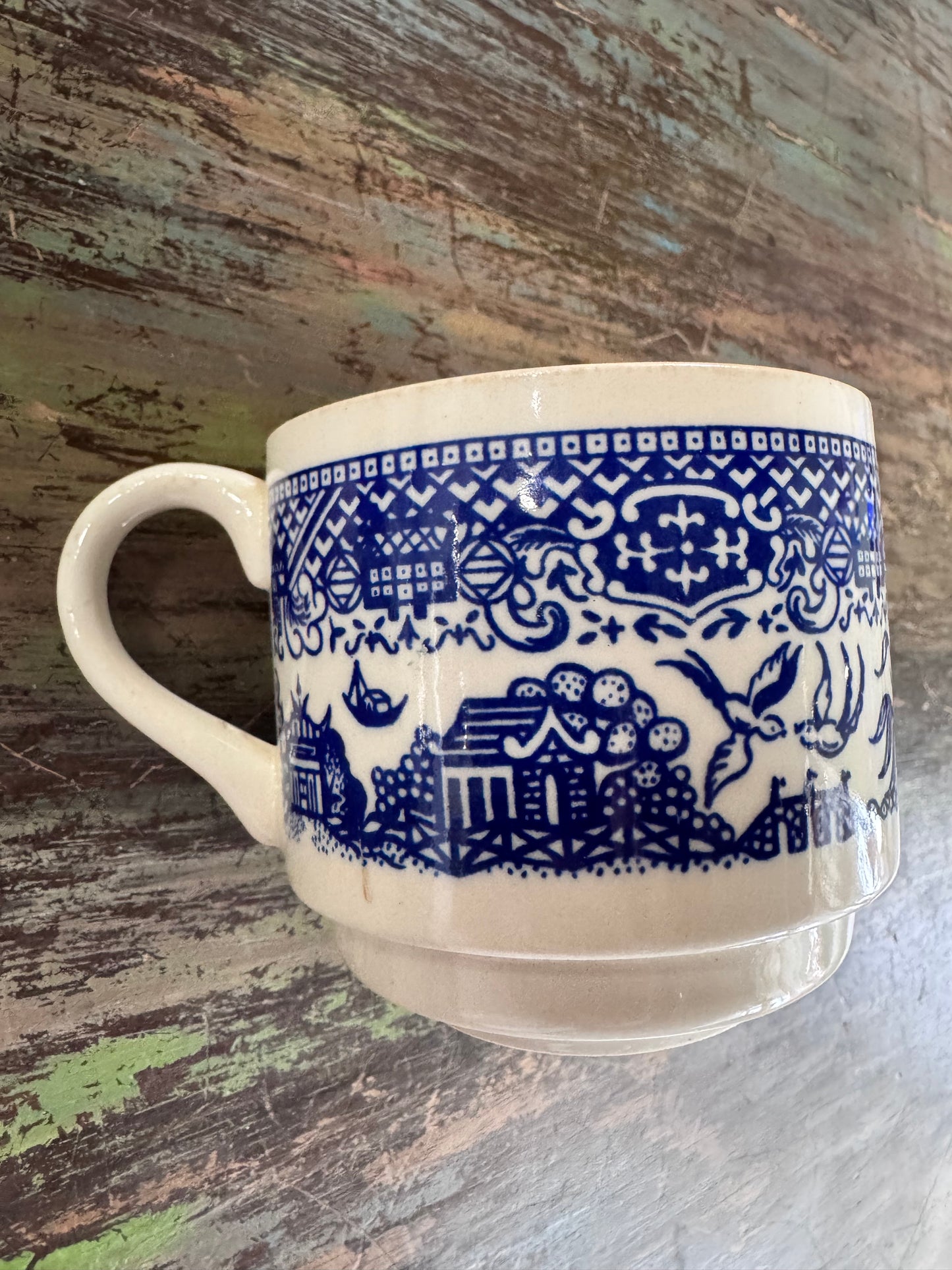Vintage Blue Willow dinnerware