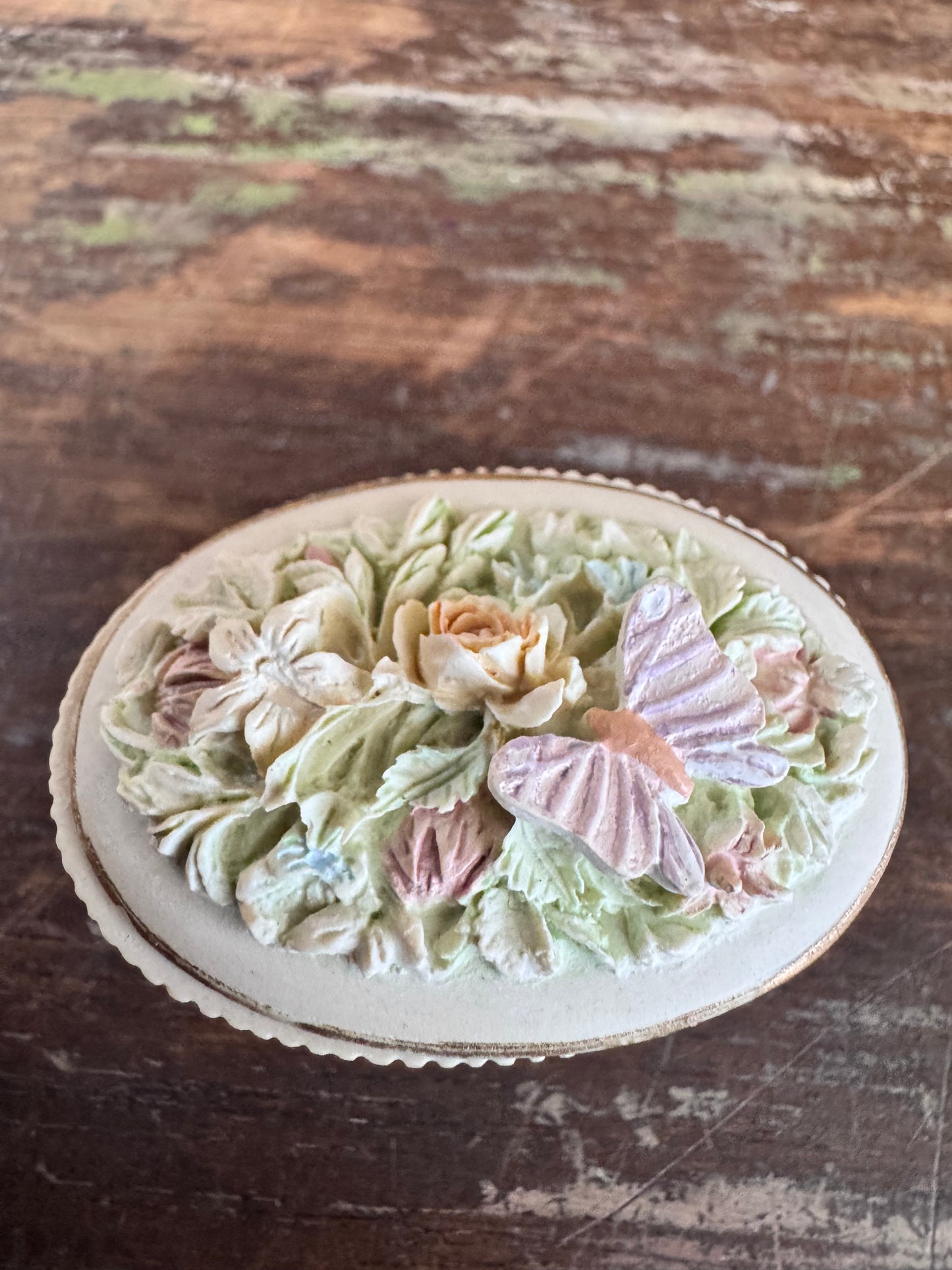 Vintage Avon Floral Trinket Box with Brooch/Lid