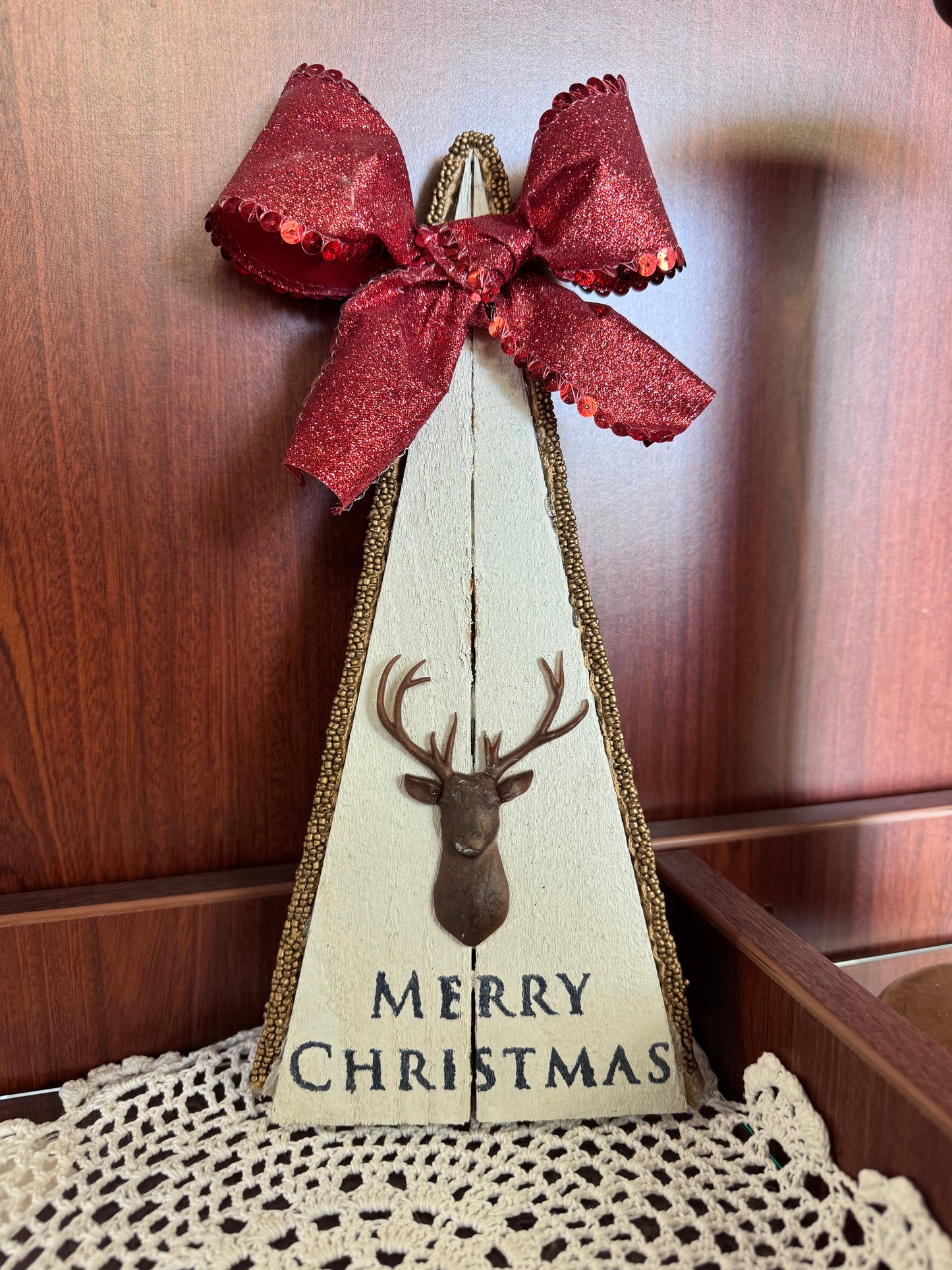 Wooden Merry Christmas Tree Red Bow & Reindeer