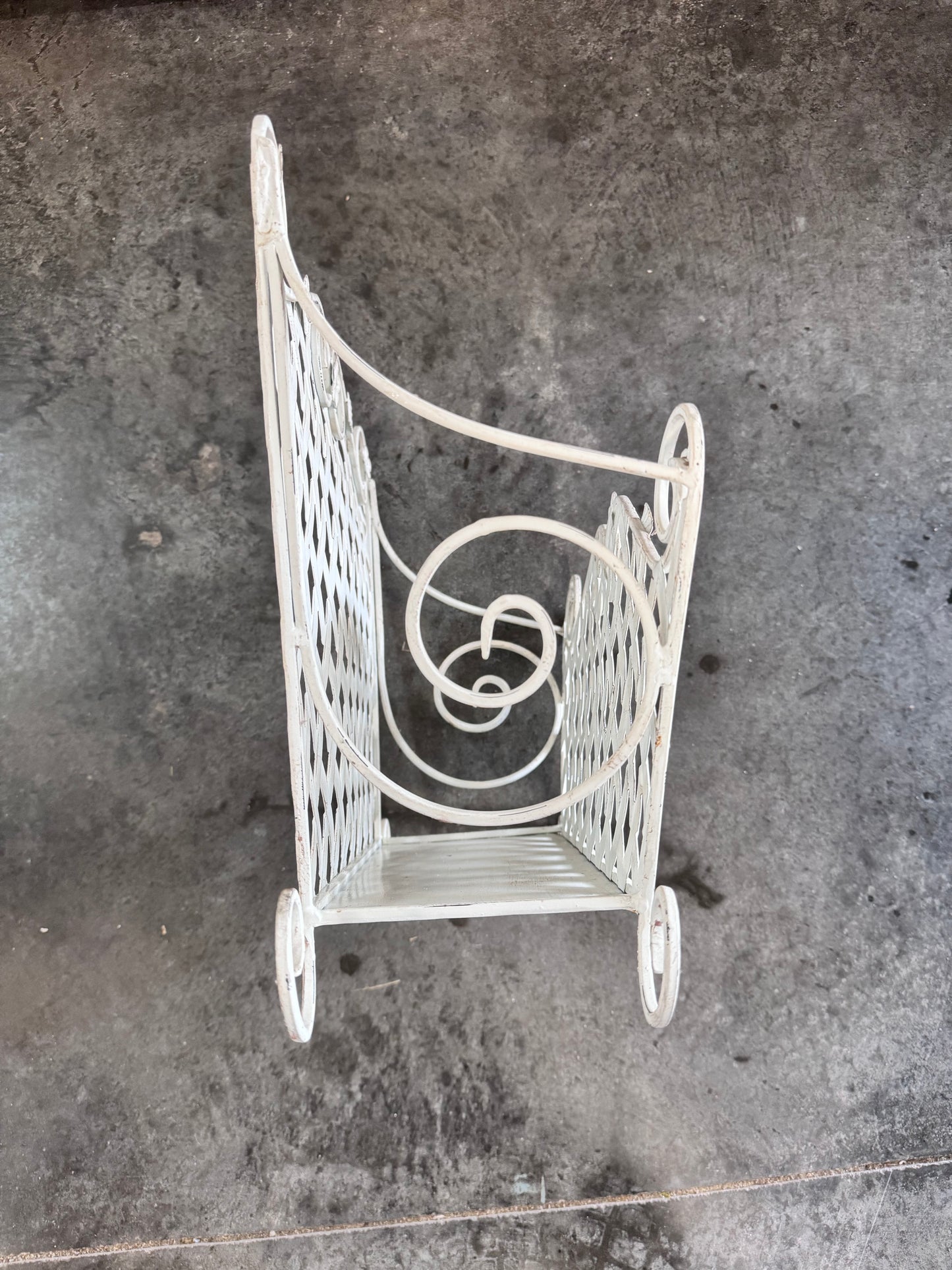 Vintage White Iron Latice & Flowers Magazine Basket
