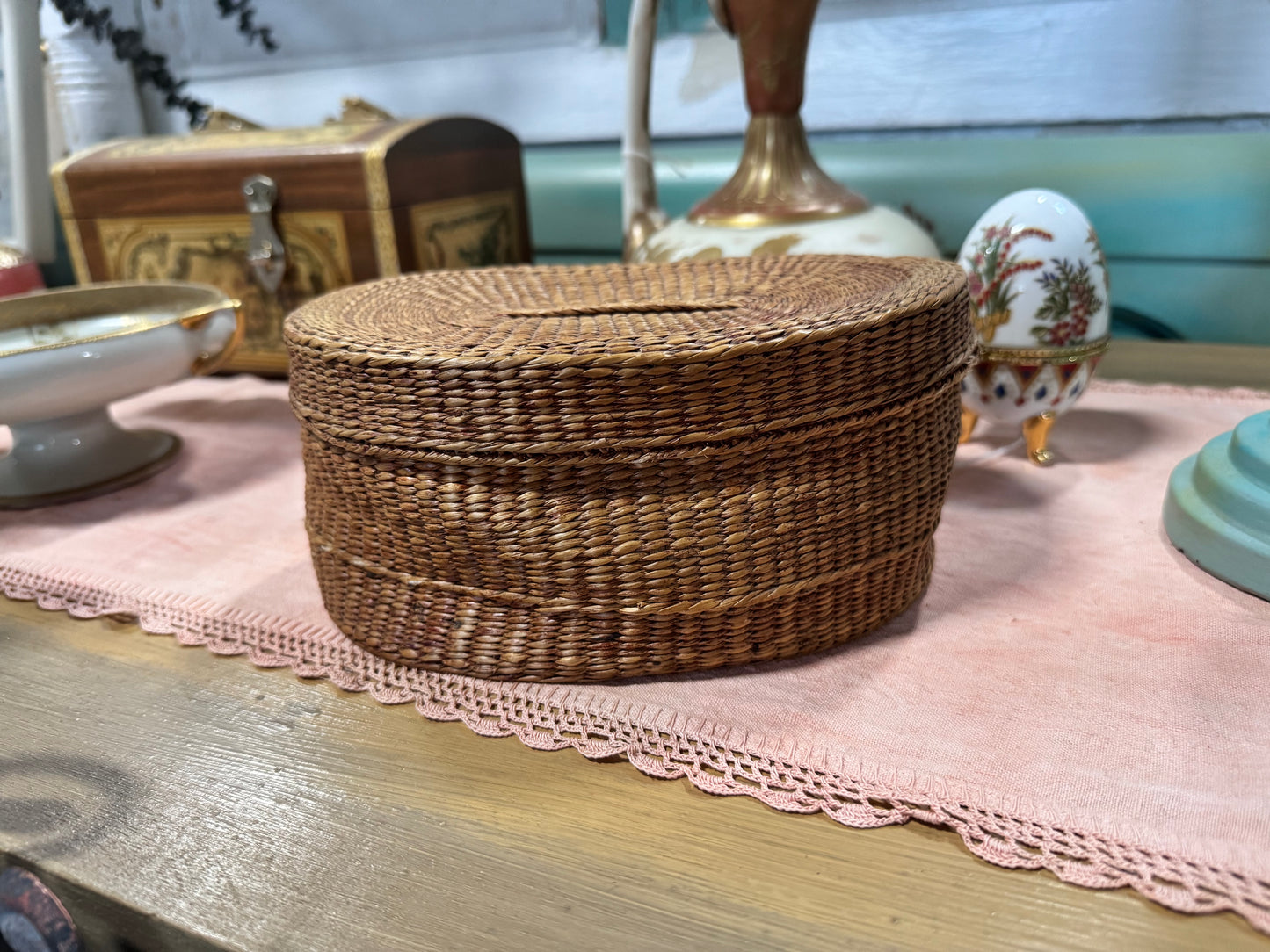 Vintage Sweetgrass Nesting Baskets with Lids Set of 5