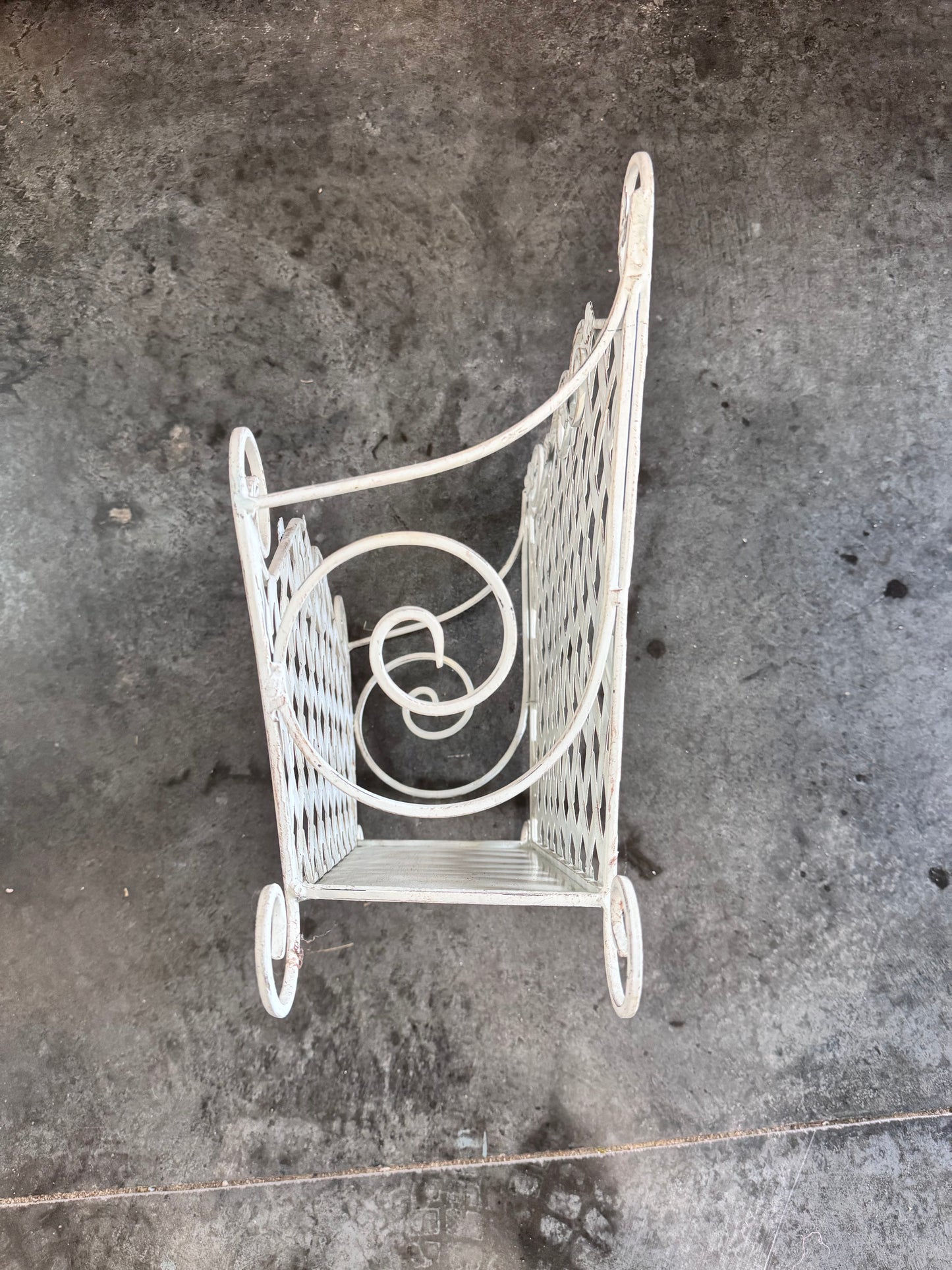 Vintage White Iron Latice & Flowers Magazine Basket