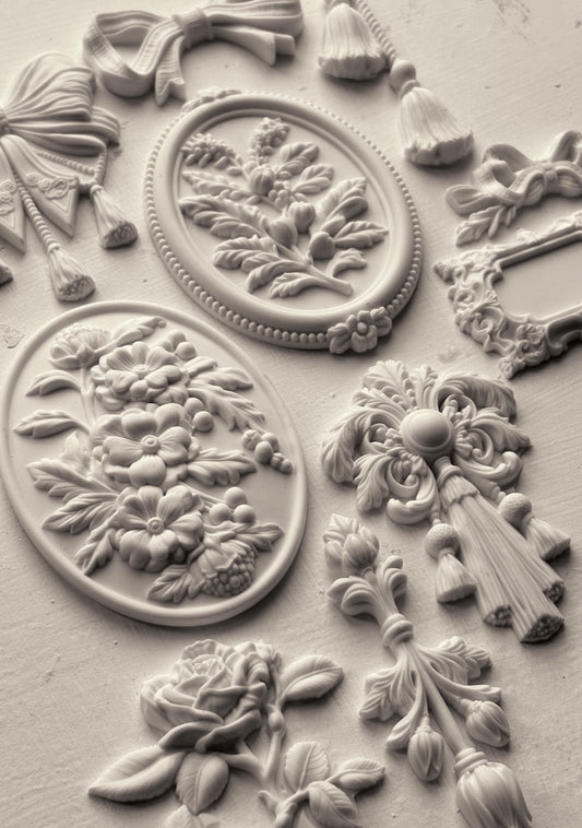 Victoriana 2025 Holiday Collection Mould Set