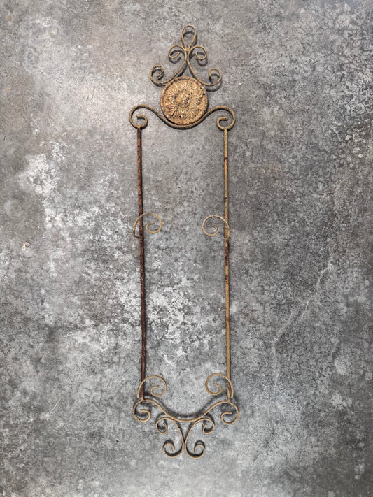 Vintage 2-Plate Wall Rack