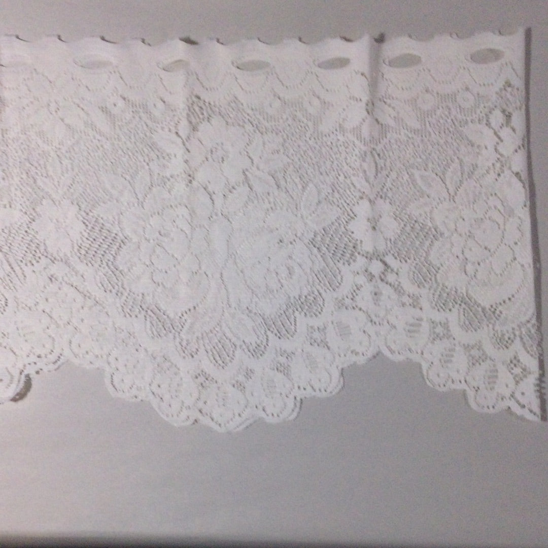 42” Ivory Lace Valance