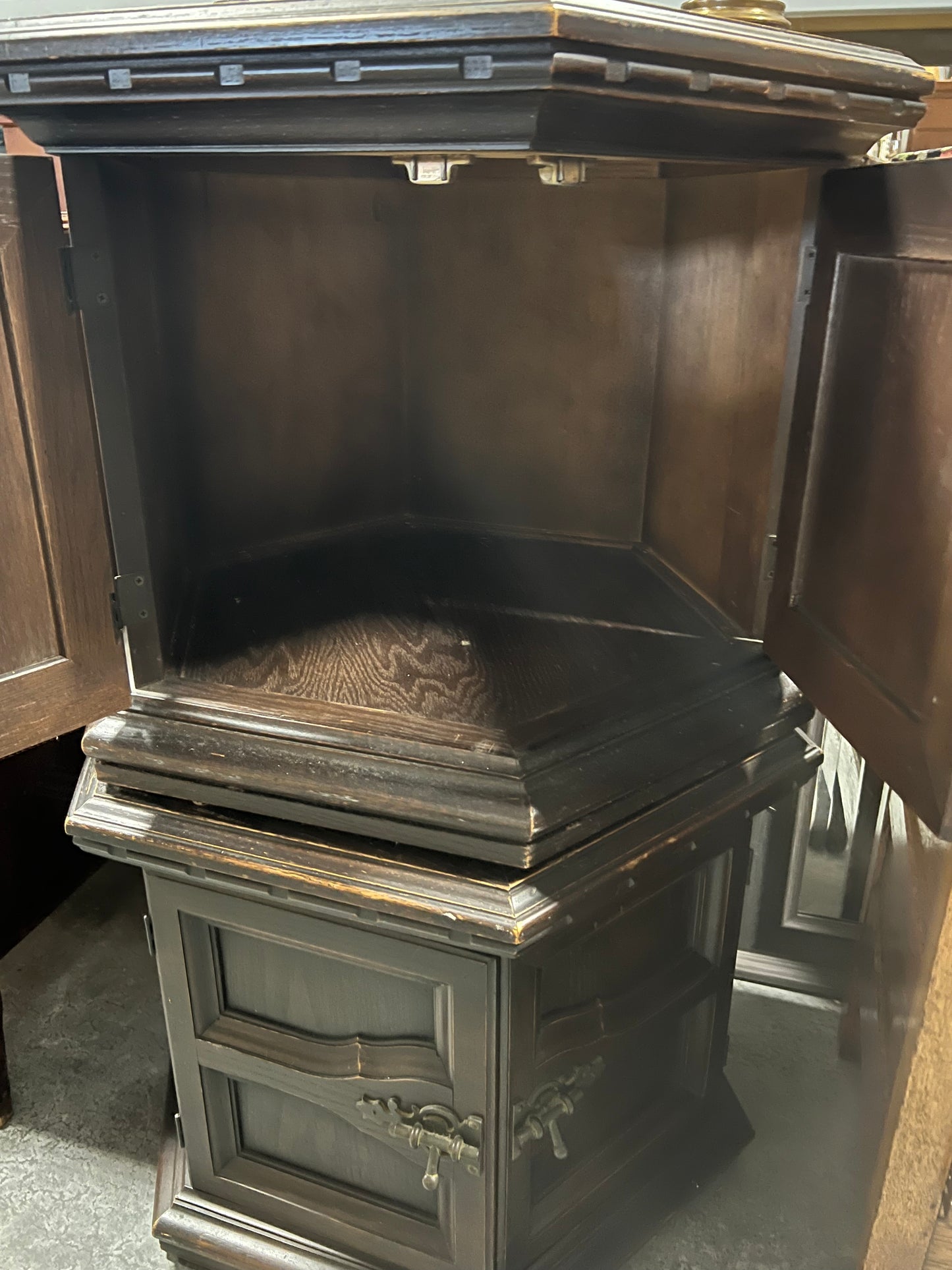 Octagonal side table with 2 door cabinet