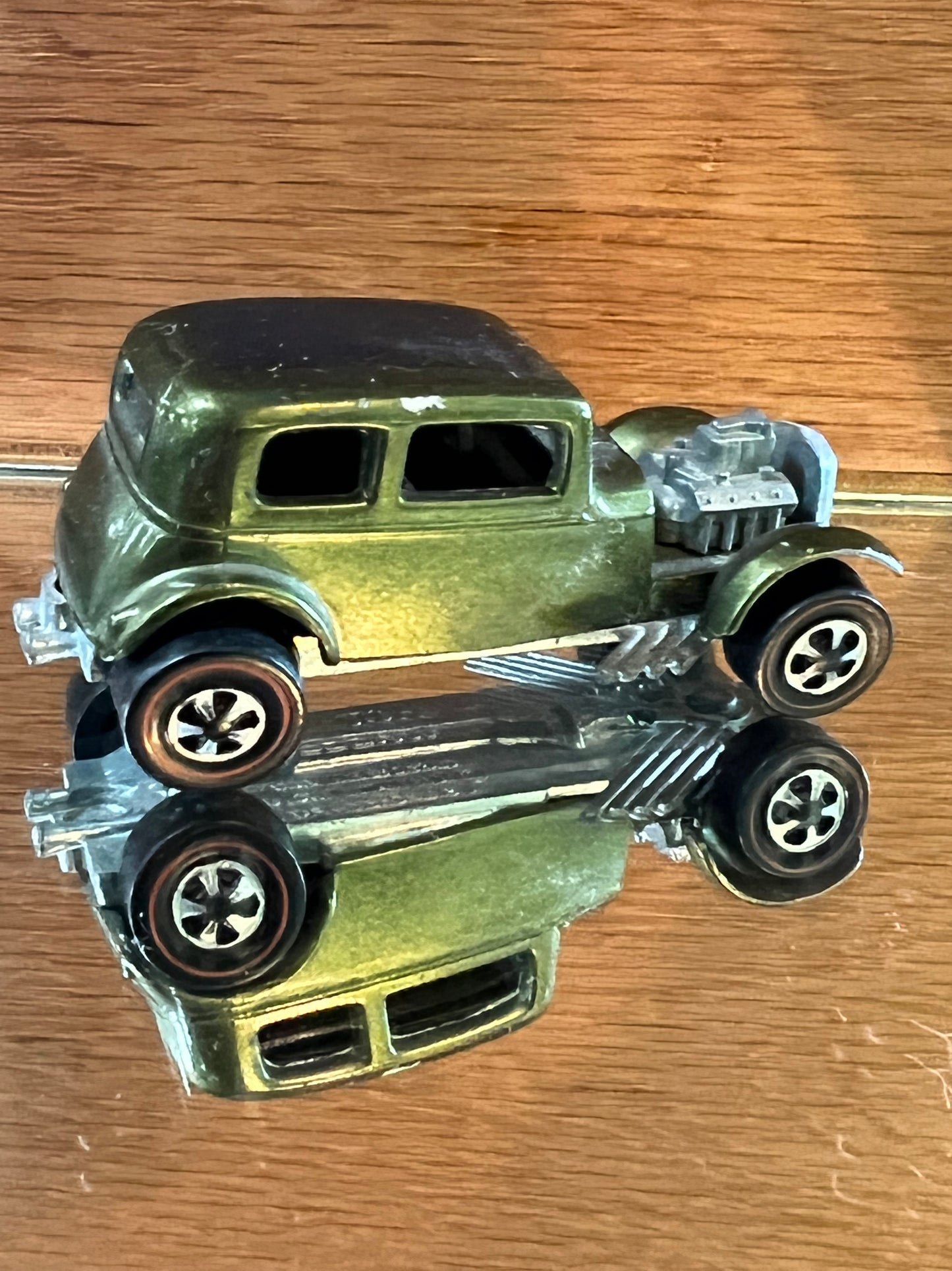 Hot Wheels 1968 Ford Vicky