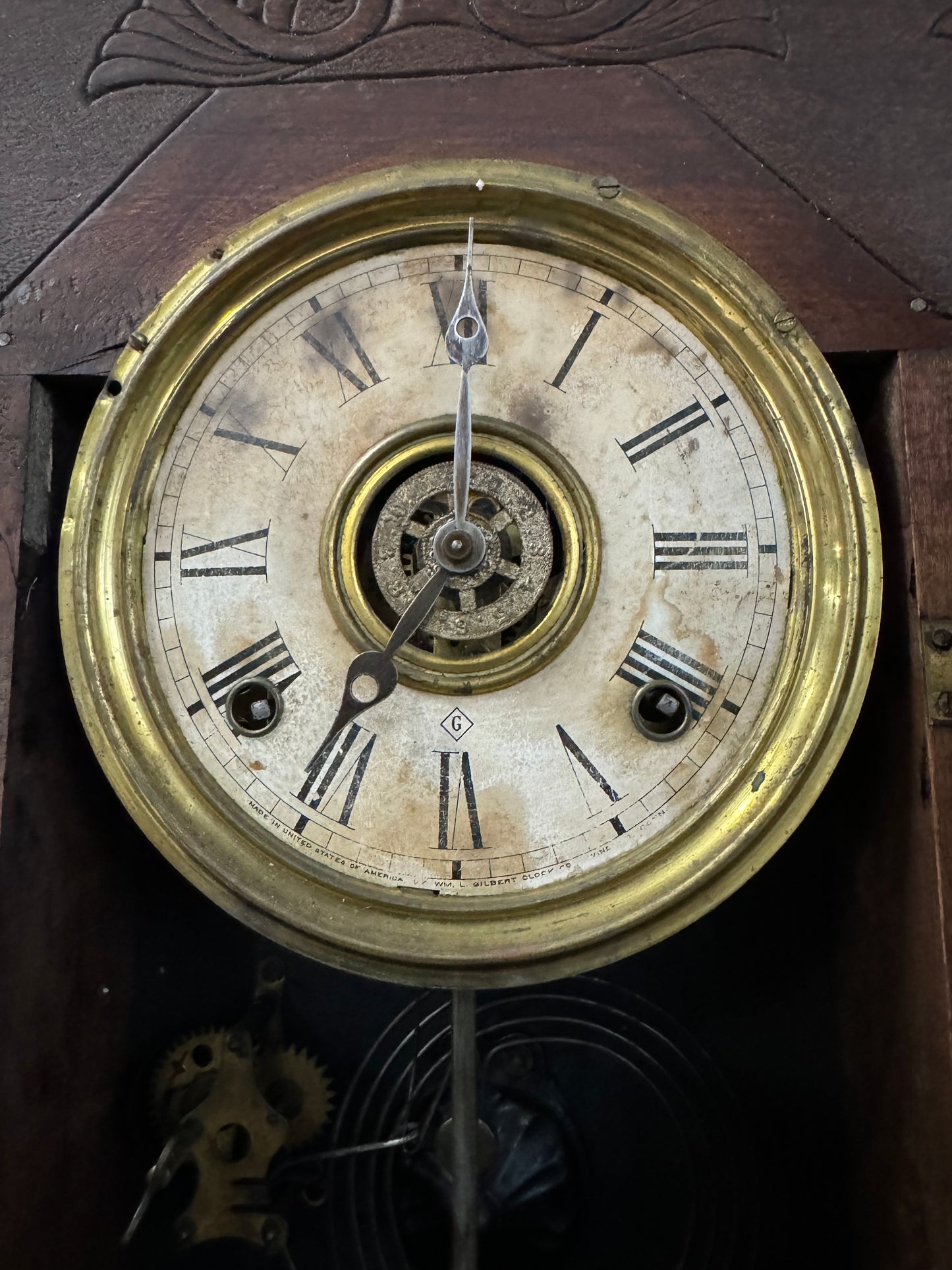 Antique Gingerbread Mantle Clock - Oak