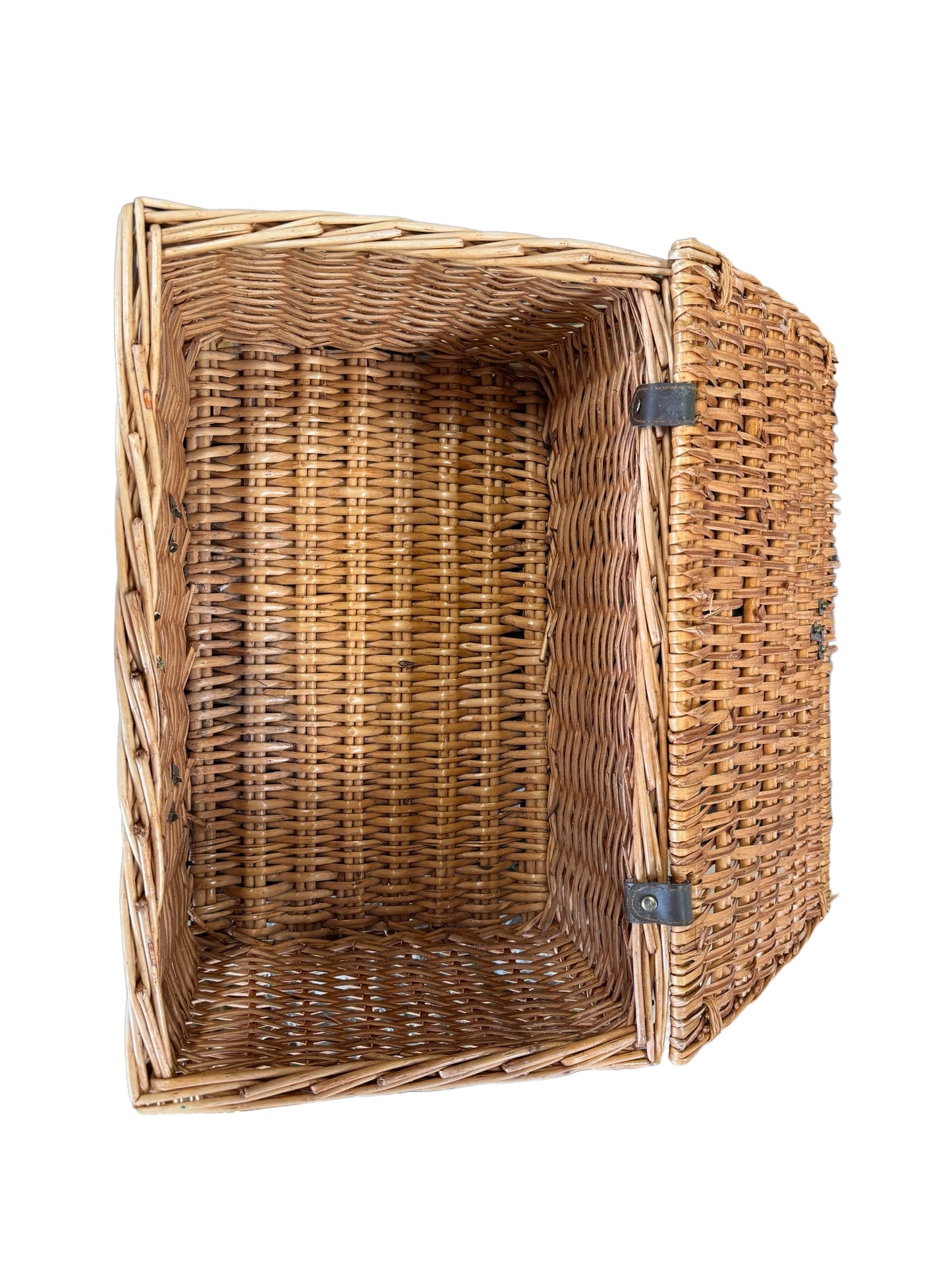 Vintage Wicker Picnic Basket