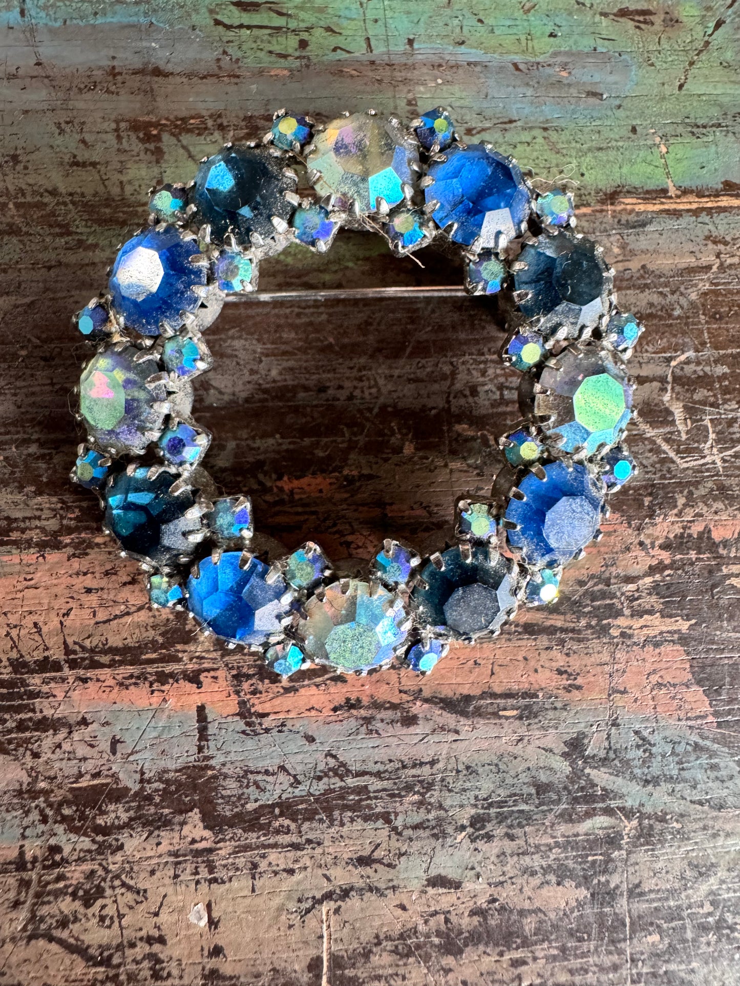 1940's Weiss Aurora Borealis Rhinestone Broach