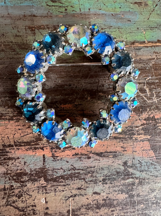 1940's Weiss Aurora Borealis Rhinestone Broach