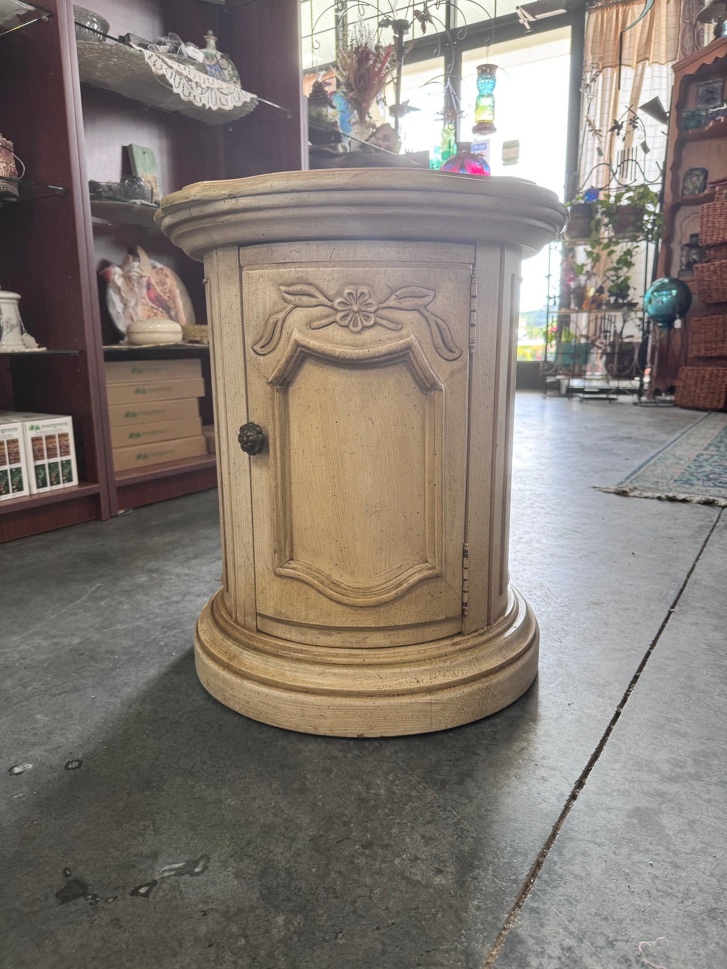 Vintage Drexel Heritage Round Accent Table with door