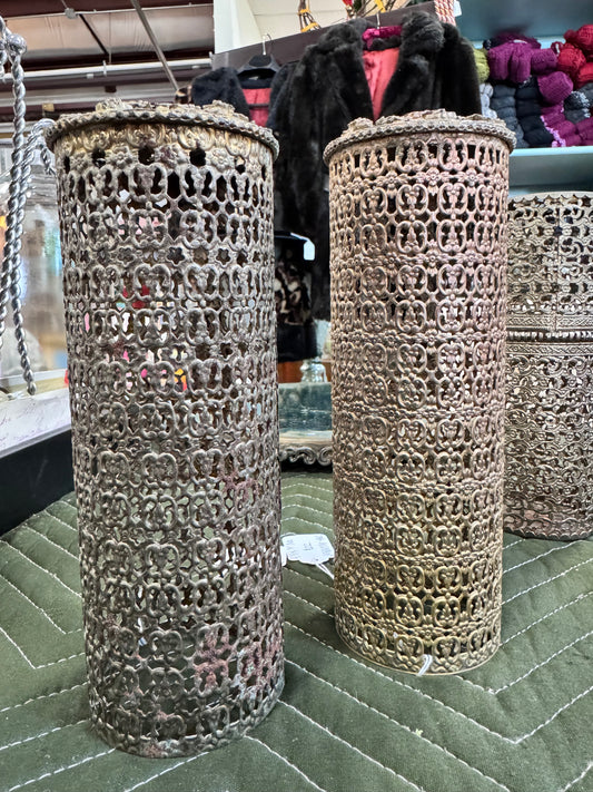 Vintage Hollywood Regency Filigree Hairspray Cover