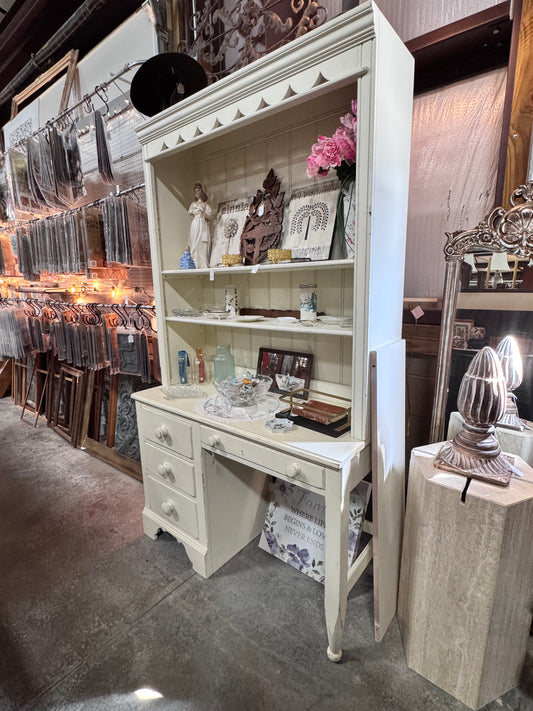 Lexington Furniture Desk With Hutch