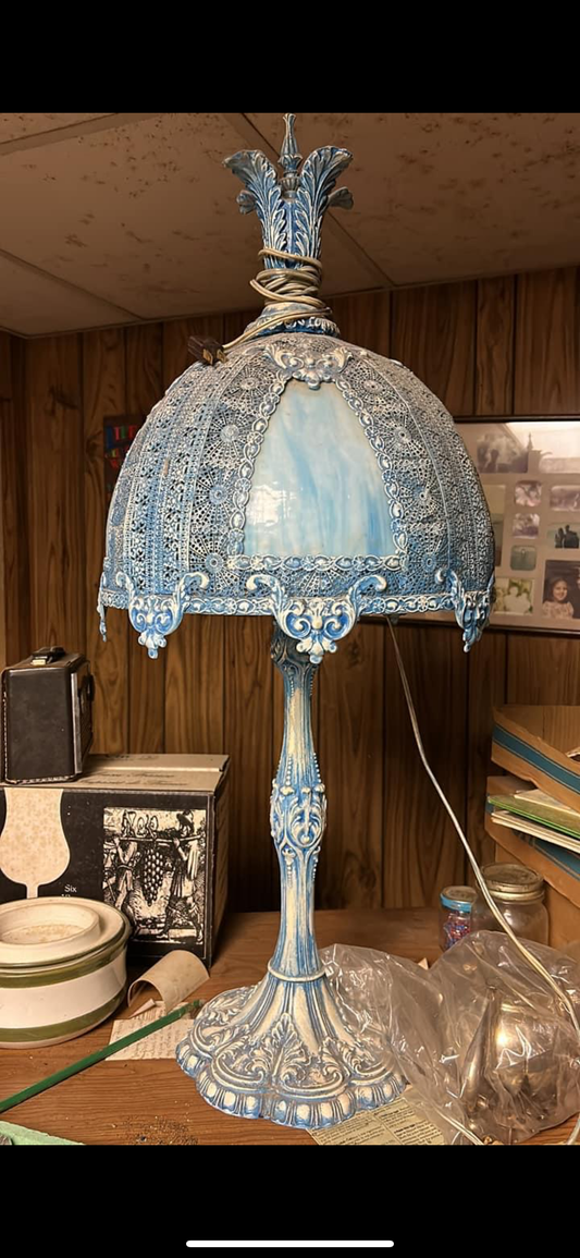 Early Century Oval Shade 4-panel Slag Glass Boudoir Lamp