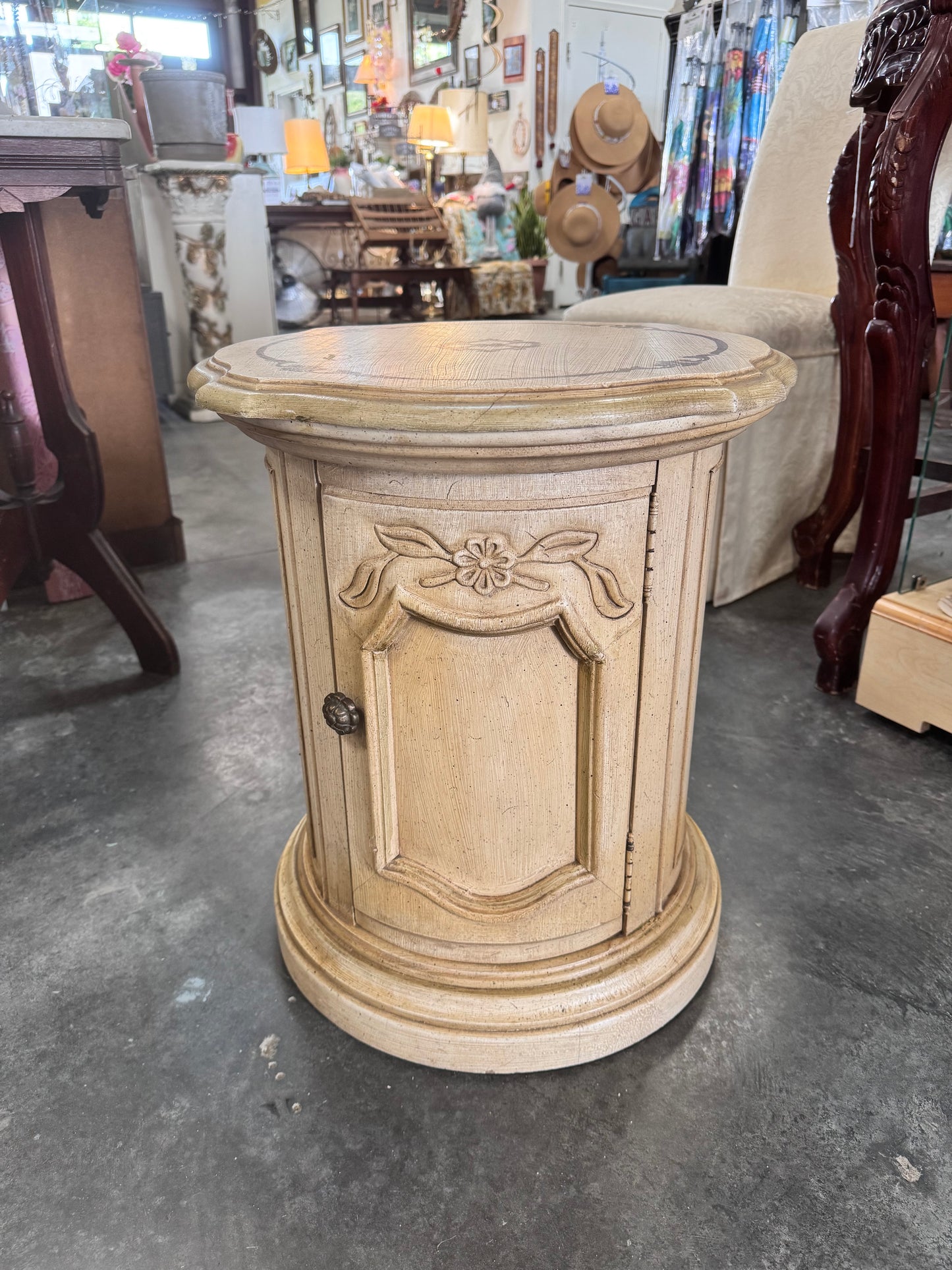 Vintage Drexel Heritage Round Accent Table with door