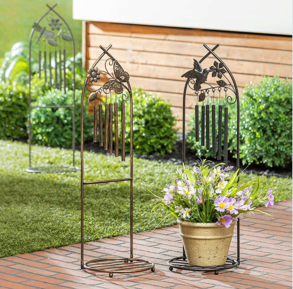 Metal Plant Stand with Wind Chime