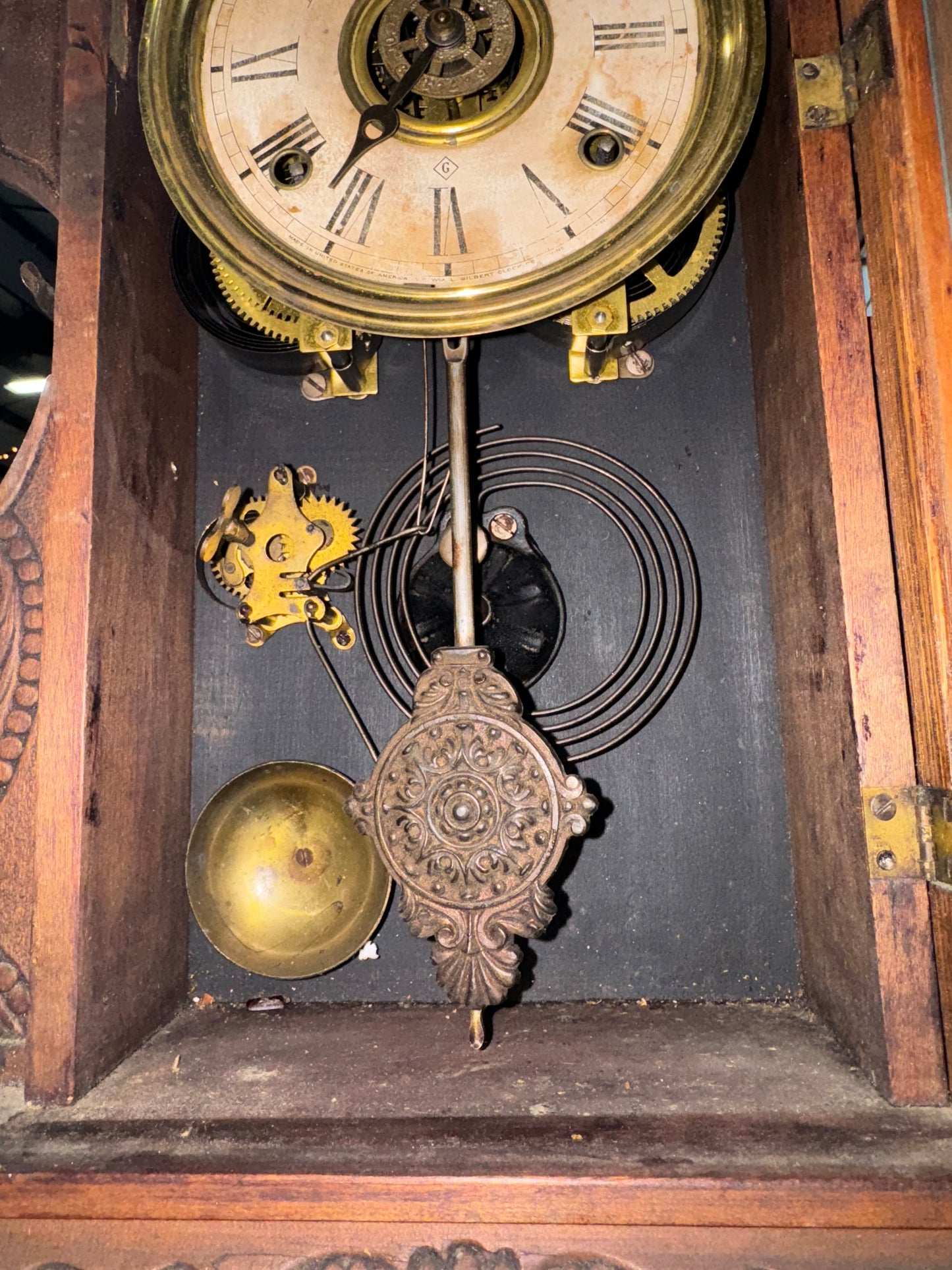 Antique Gingerbread Mantle Clock - Oak