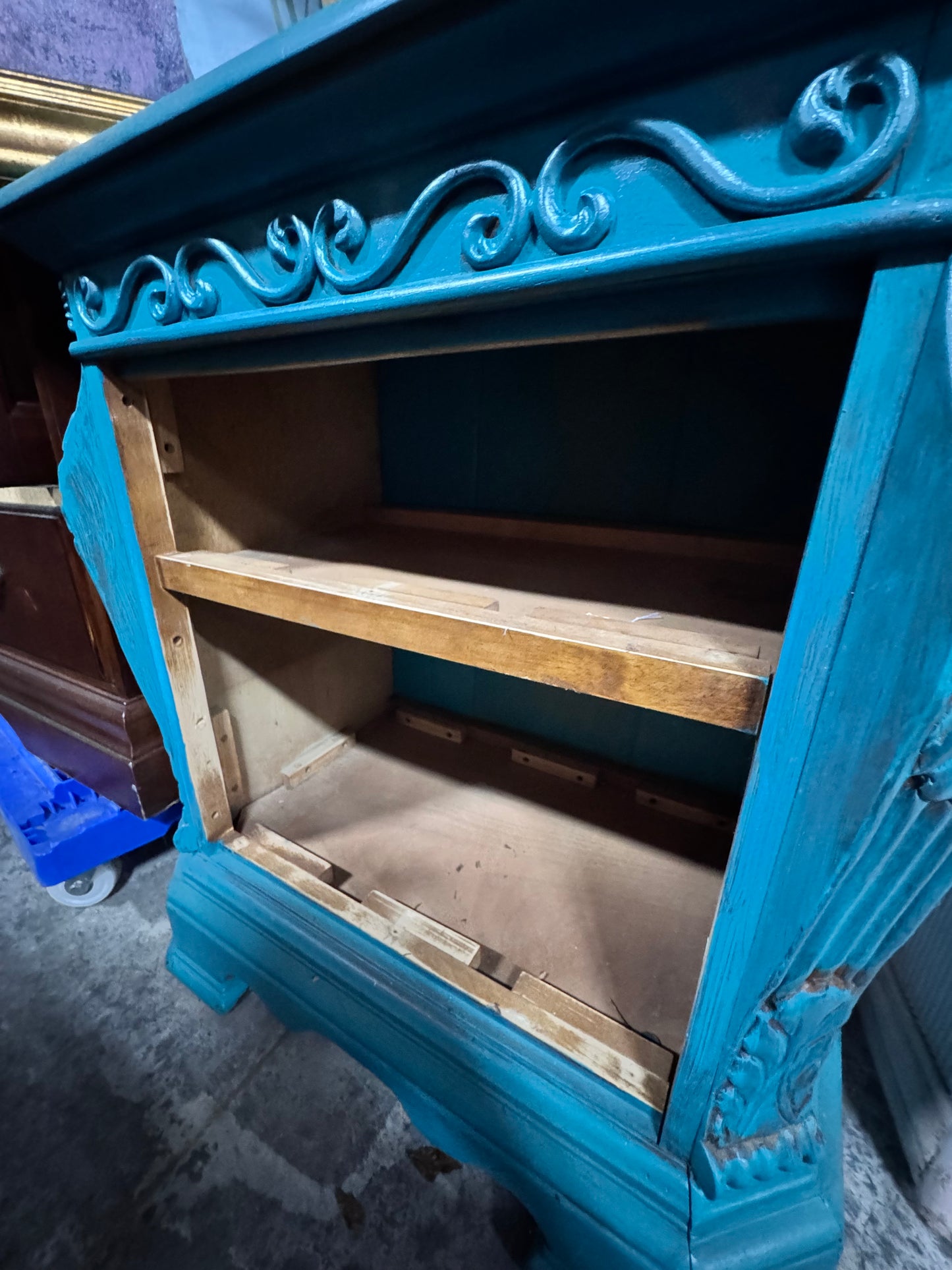 Turquoise Night Stand PROJECT