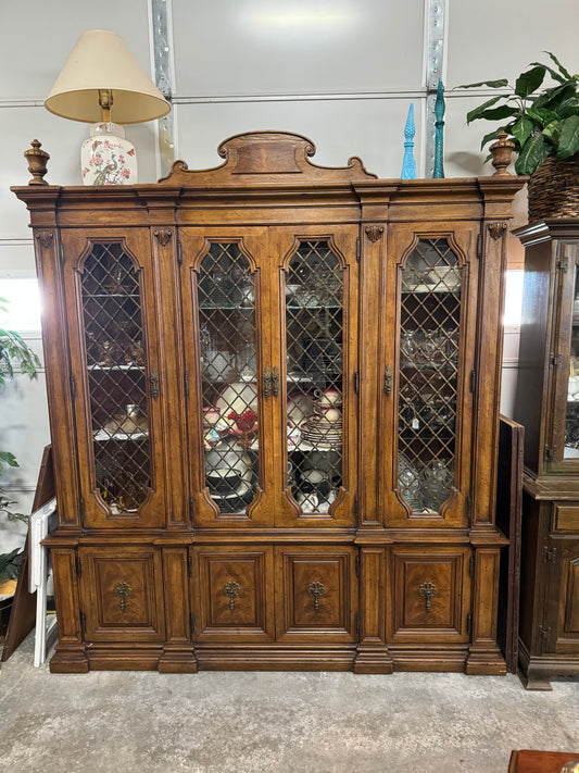 Henredon Breakfront China Cabinet Lighted