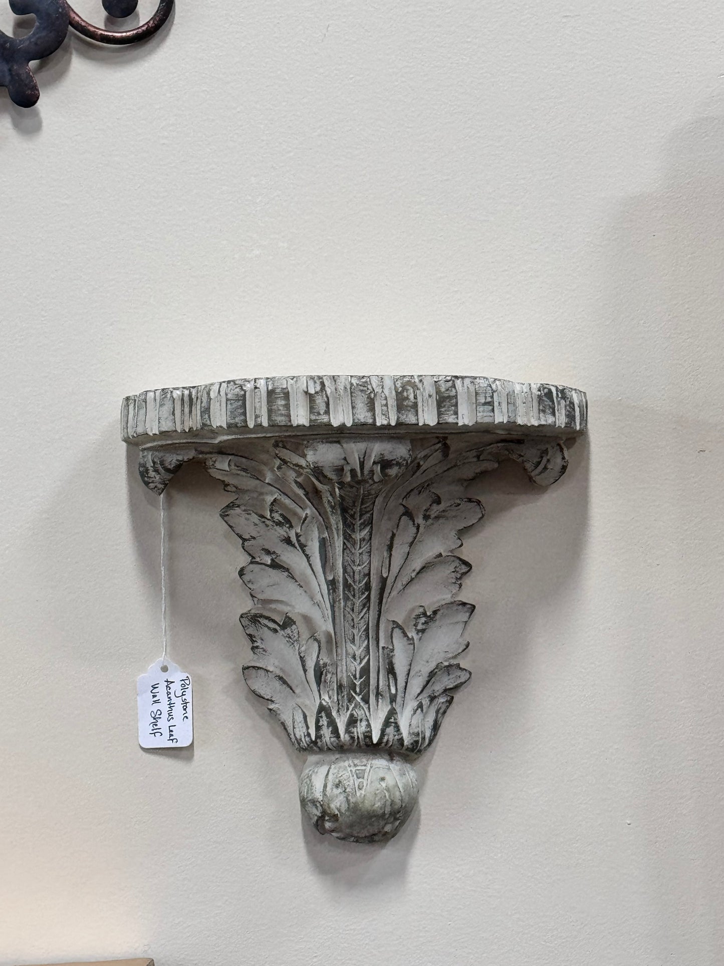 Polystone Acanthus Leaf Wall Shelf