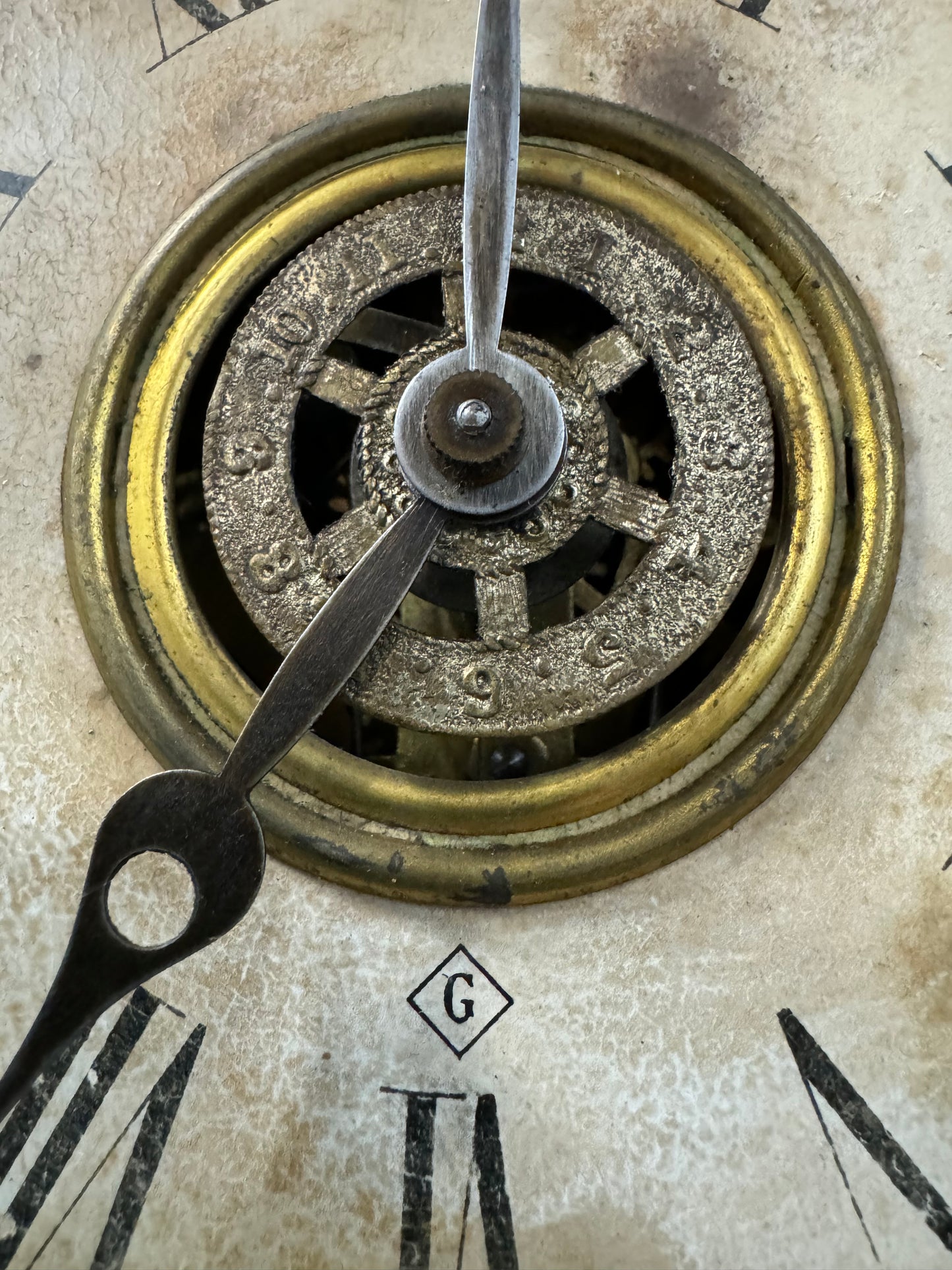 Antique Gingerbread Mantle Clock - Oak