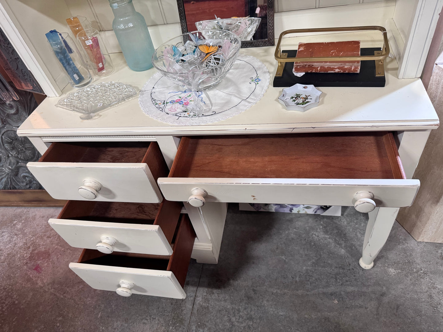 Lexington Furniture Desk With Hutch