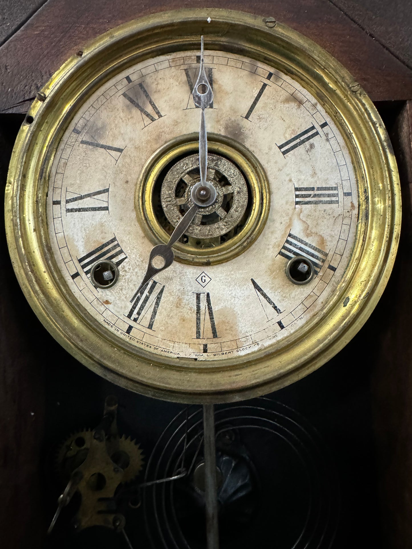 Antique Gingerbread Mantle Clock - Oak