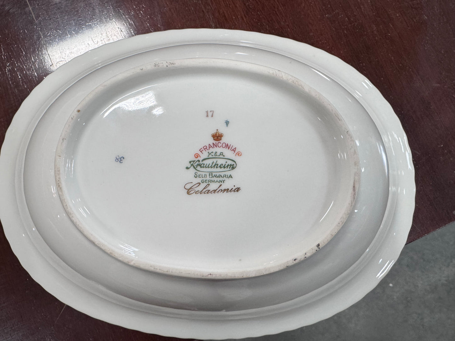 Franconia Oval Serving Bowl