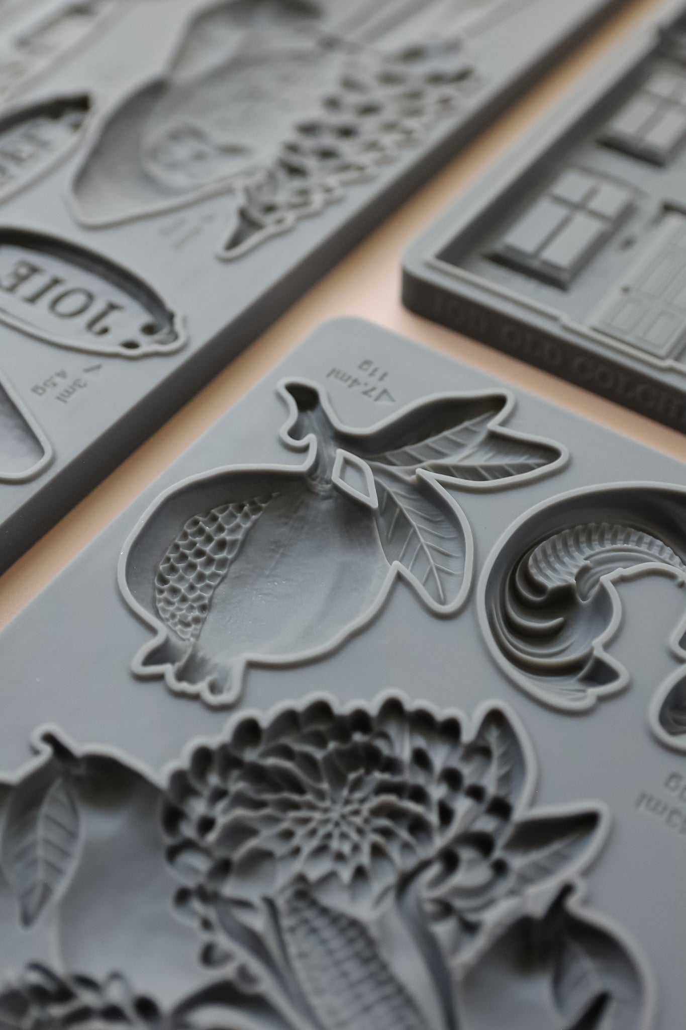 Cornucopias Mould 2026 Iron Orchid Designs Holiday Collection