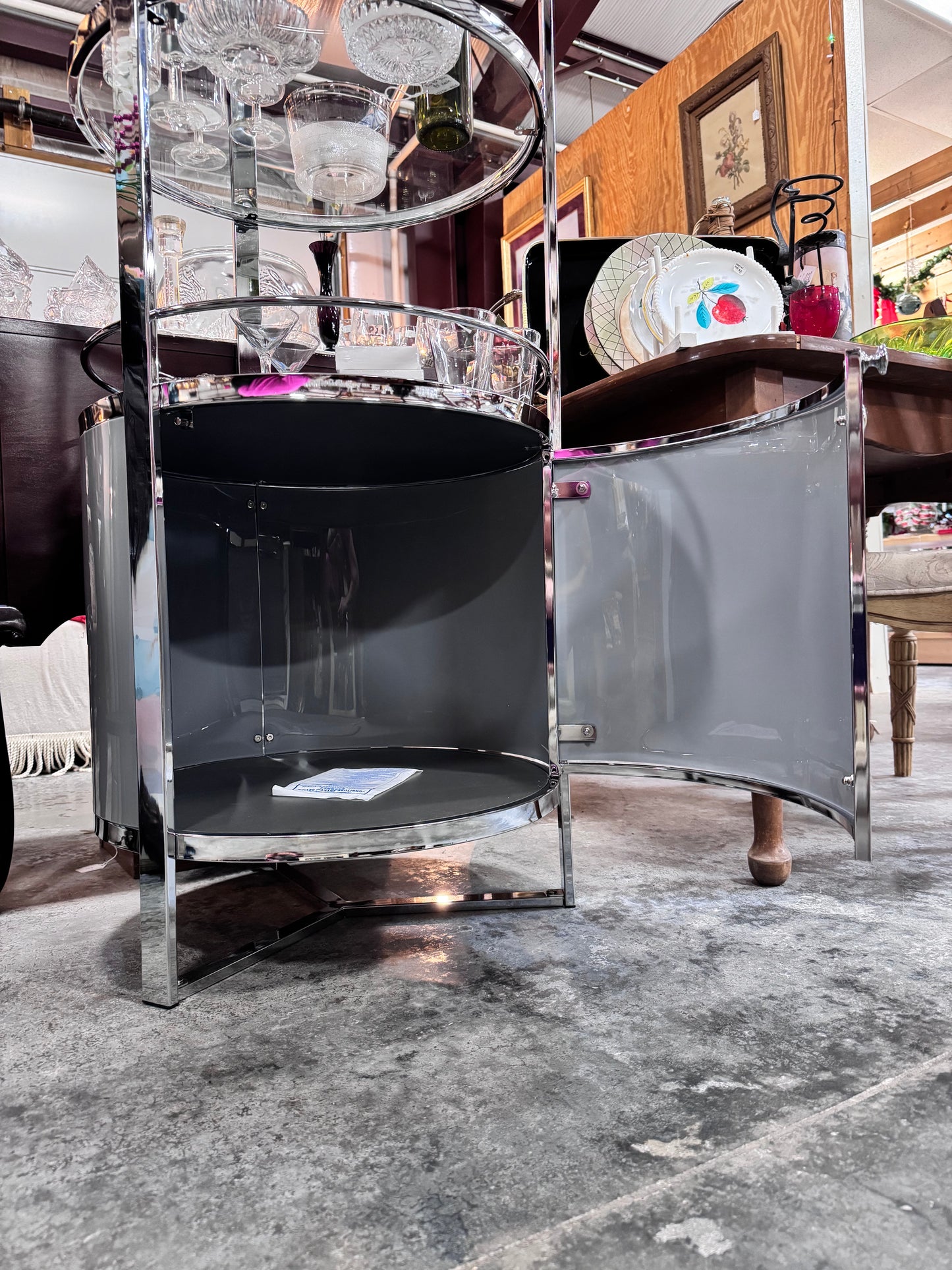 Lighted Black & Chrome Bar