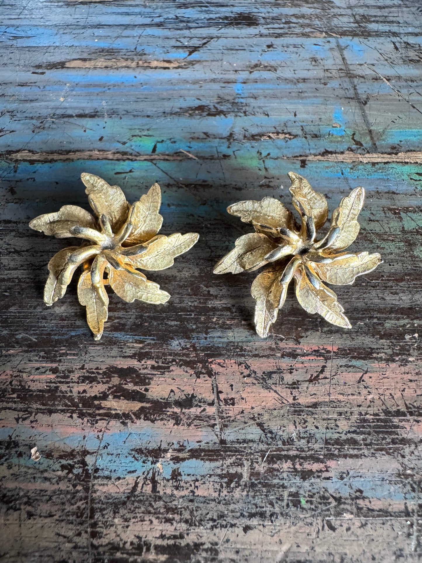 Vintage HAR Gold Tone Floral Clip On Earrings