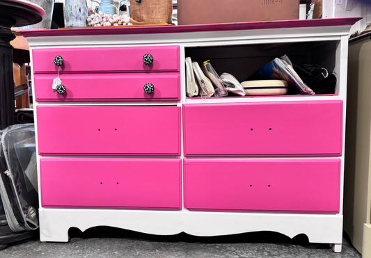 Pink and White 5 Drawer Dresser