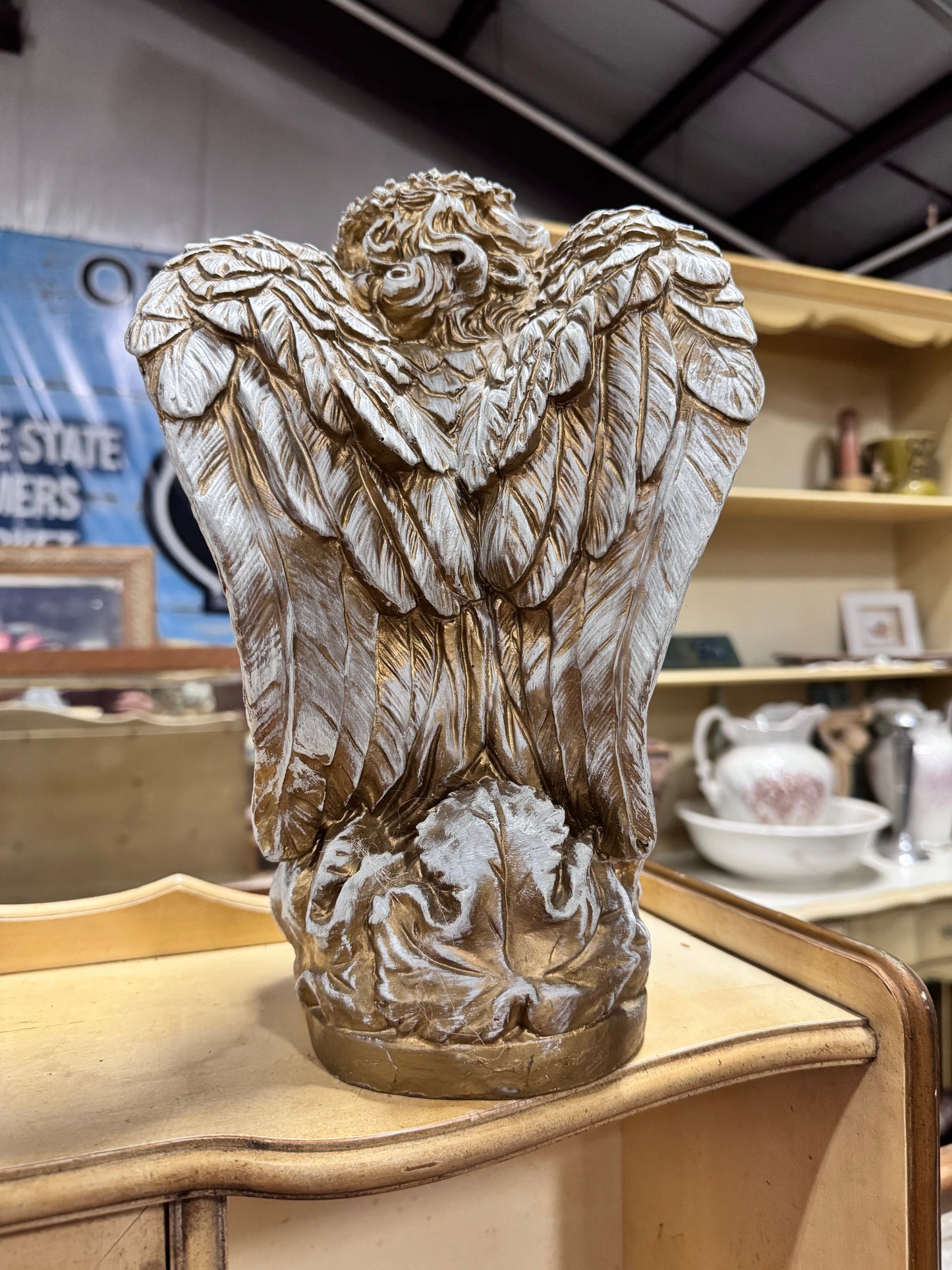 Polystone Angel