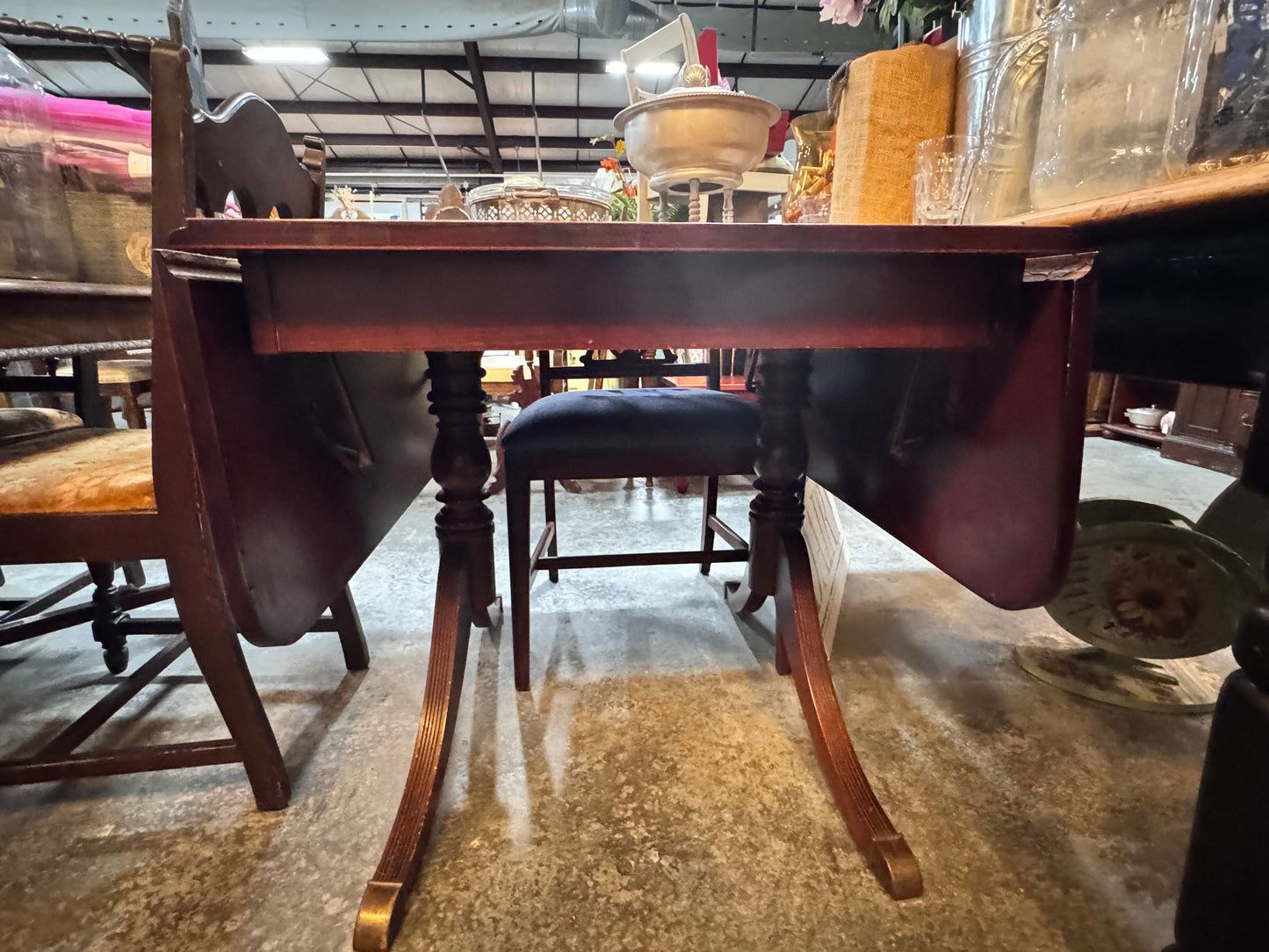 Vintage Duncan Phyfe Style Drop Leaf Table with Two Leaves and Eight Chairs