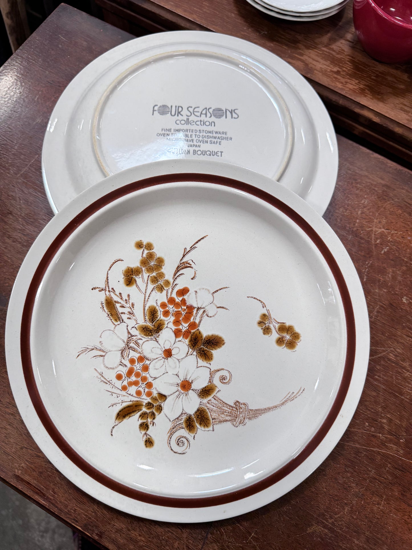 Four Season Autumn Bouquet Vintage Stoneware Dinner Plate