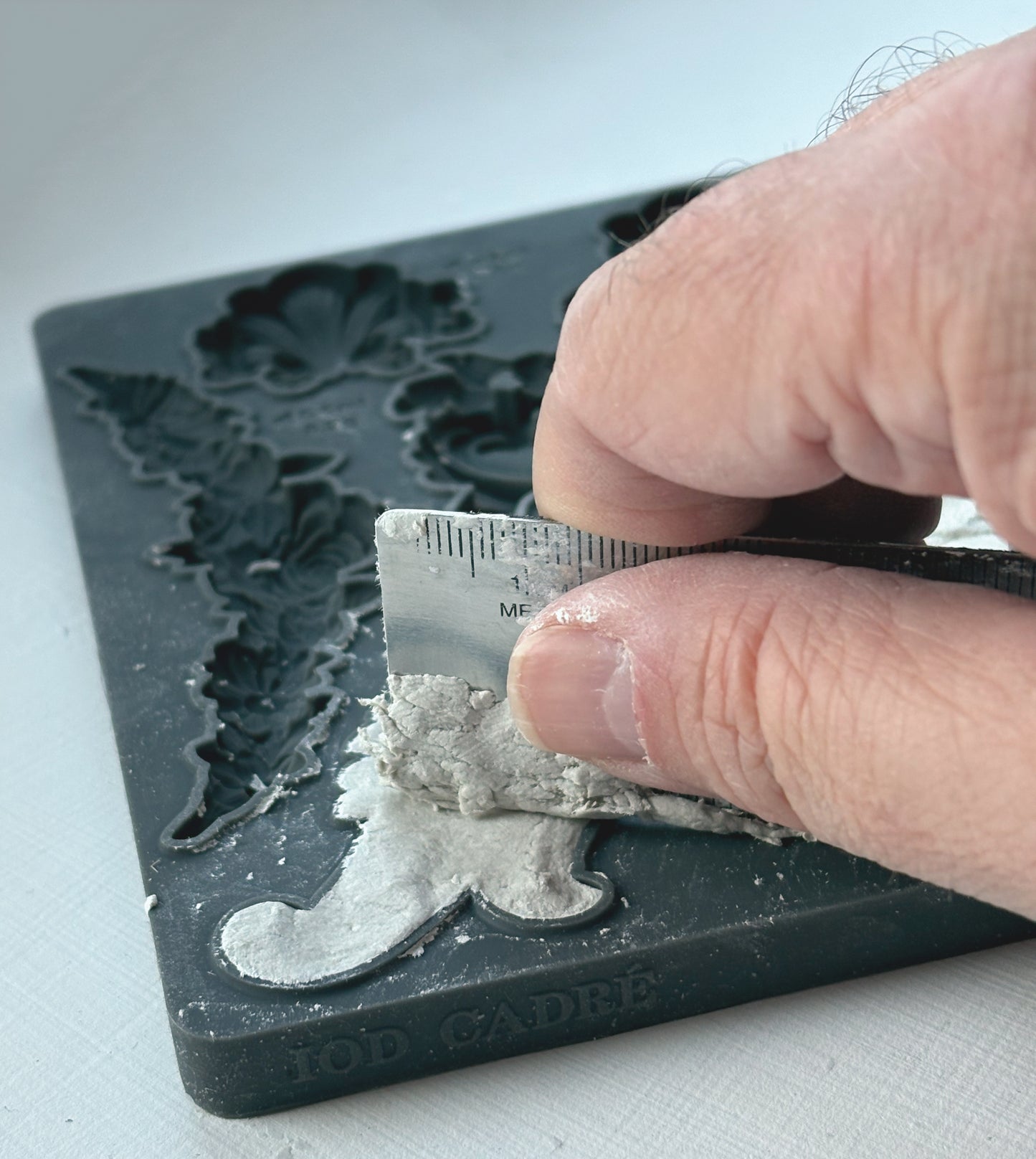 Cadre Iron Orchid Designs Mould Set