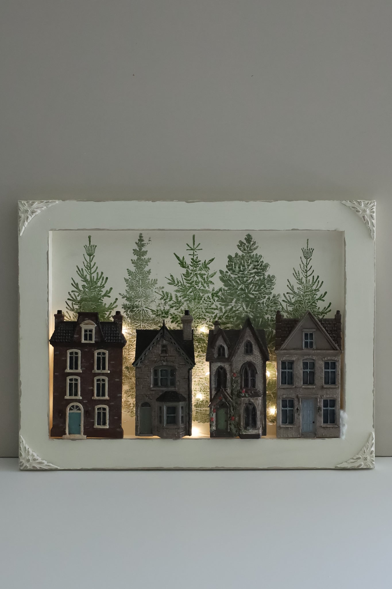 Old Colchester Road Mould 2026 Iron Orchid Designs Holiday Collection