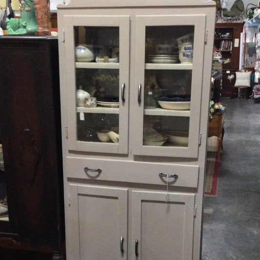 1950’s Kitchen Cabinet