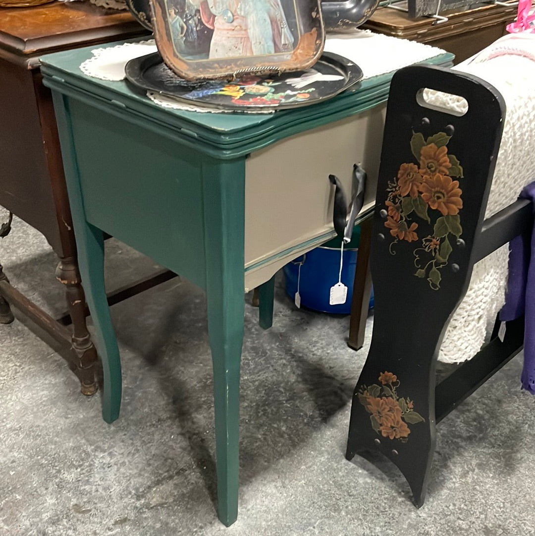Green Sewing Table
