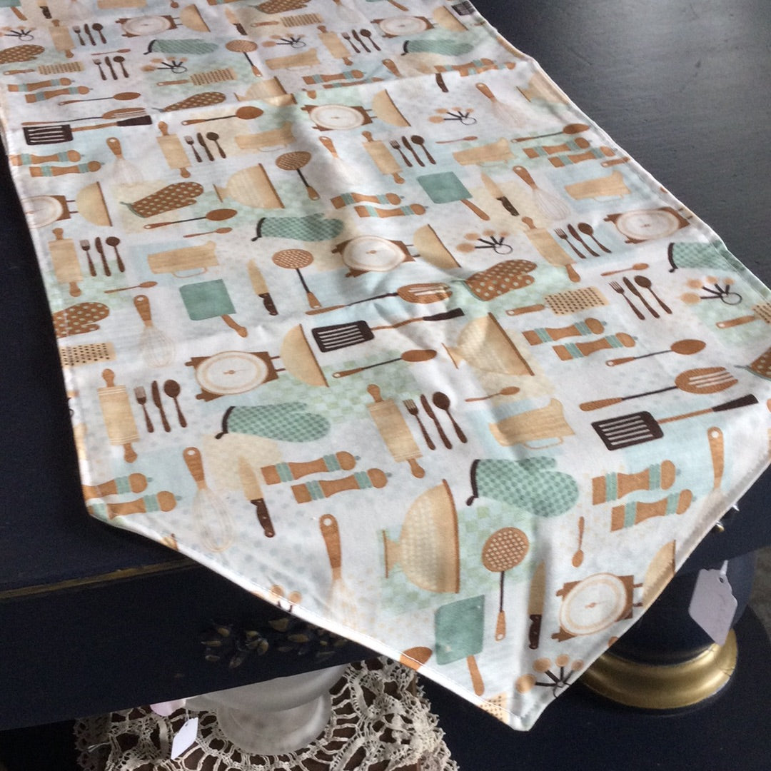 Assortment of table runners