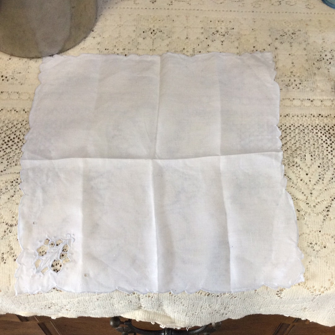 Set of: 8 Napkins, 8 placemats and 1 table scarf