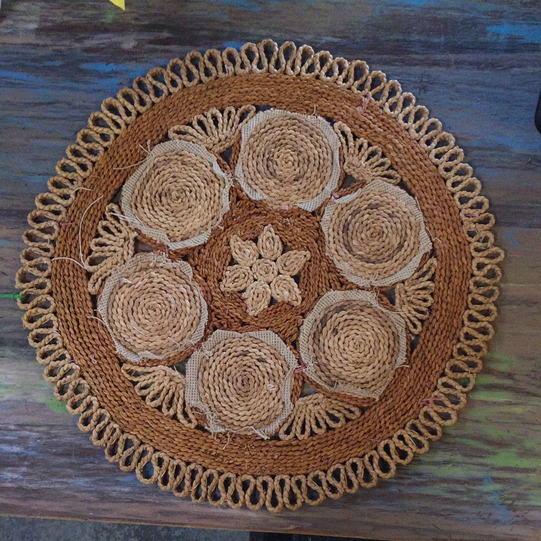 Braided 18” round placemat