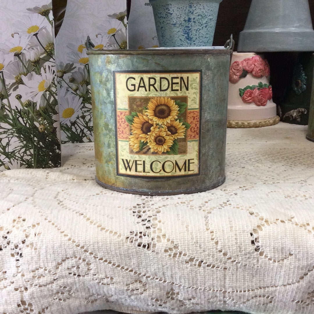 Garden Welcome-Garden Pots