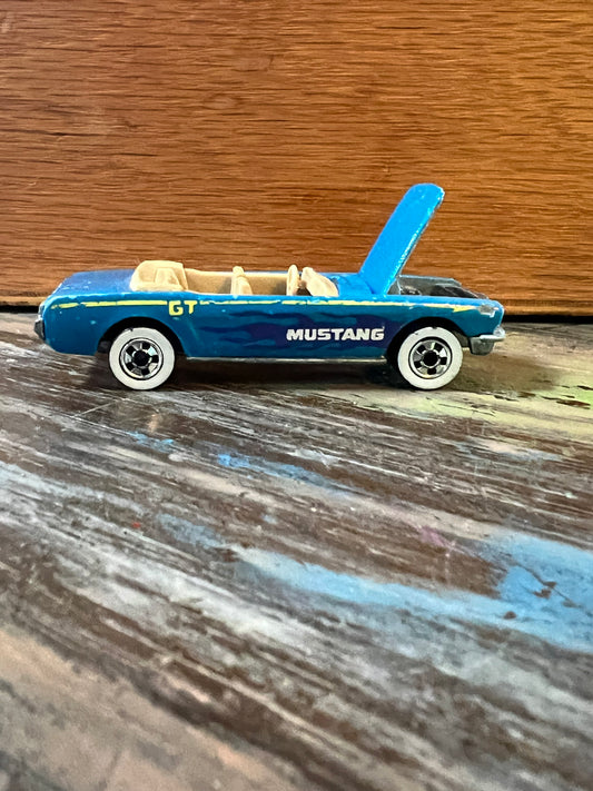 Hot Wheels Mustang GT car