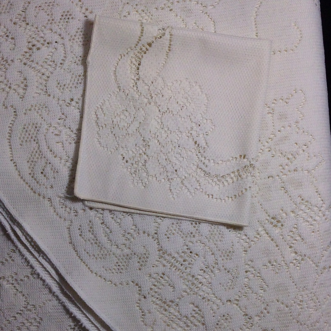 Ivory Lace Tablecloth and Napkins
