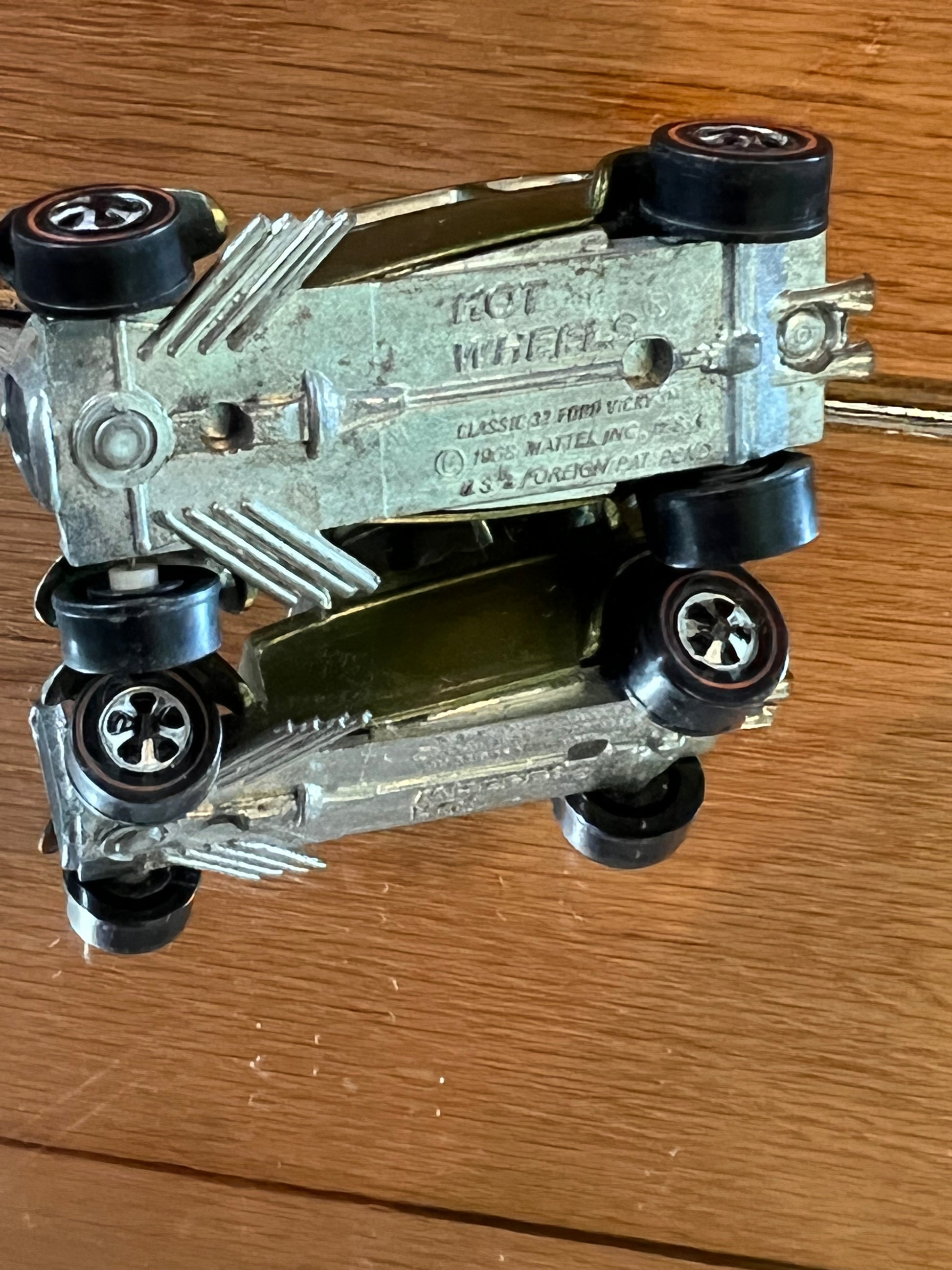Hot wheels 1968 ford top vicky