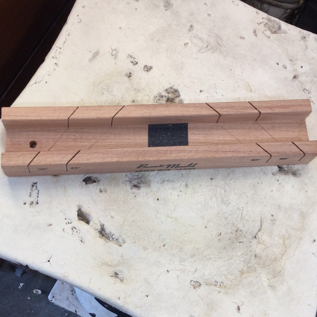 Miter box