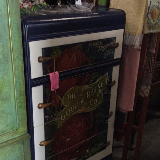 Waterfall chest of drawers