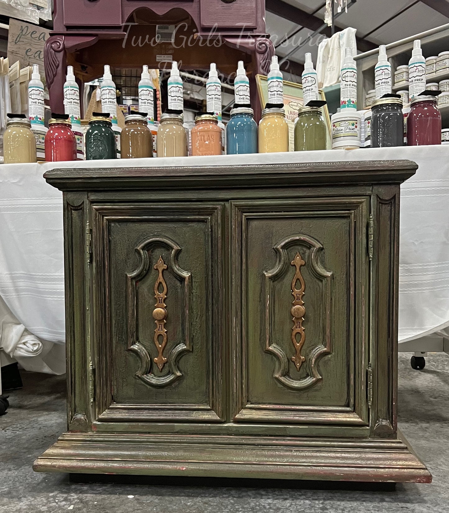 Double door entry table accent table cabinet